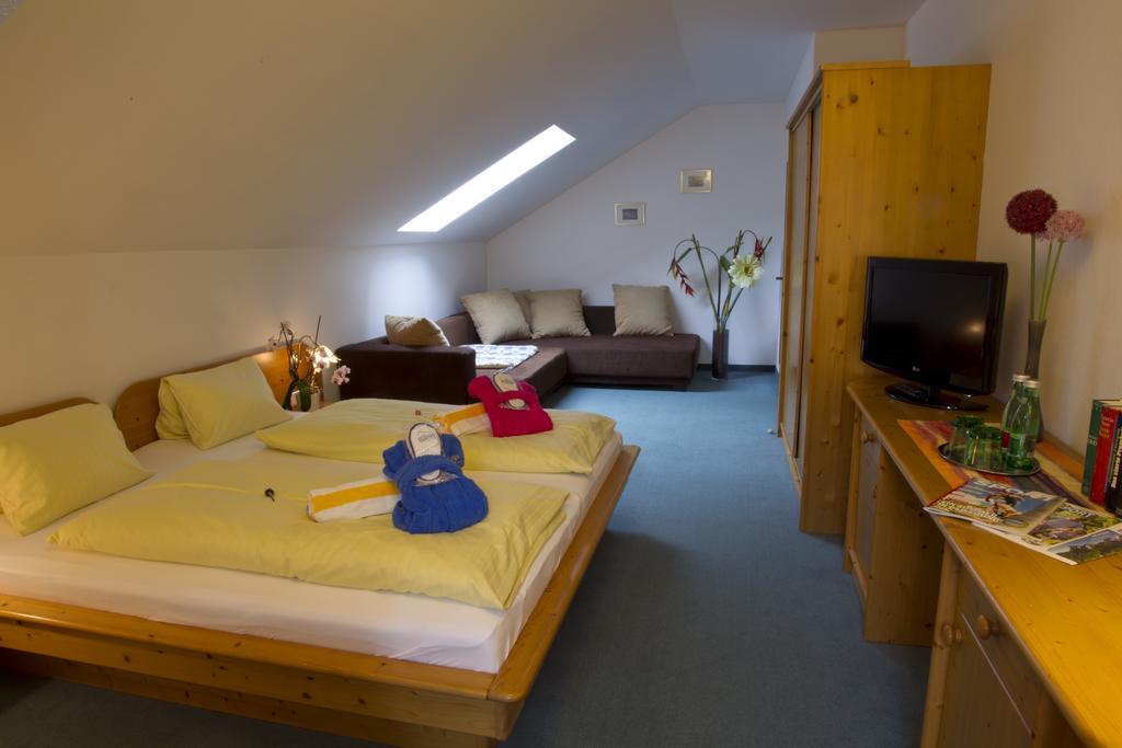Kinder- Und Familienhotel Nockalm Innerkrems Buitenkant foto
