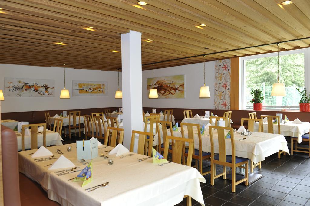 Kinder- Und Familienhotel Nockalm Innerkrems Buitenkant foto
