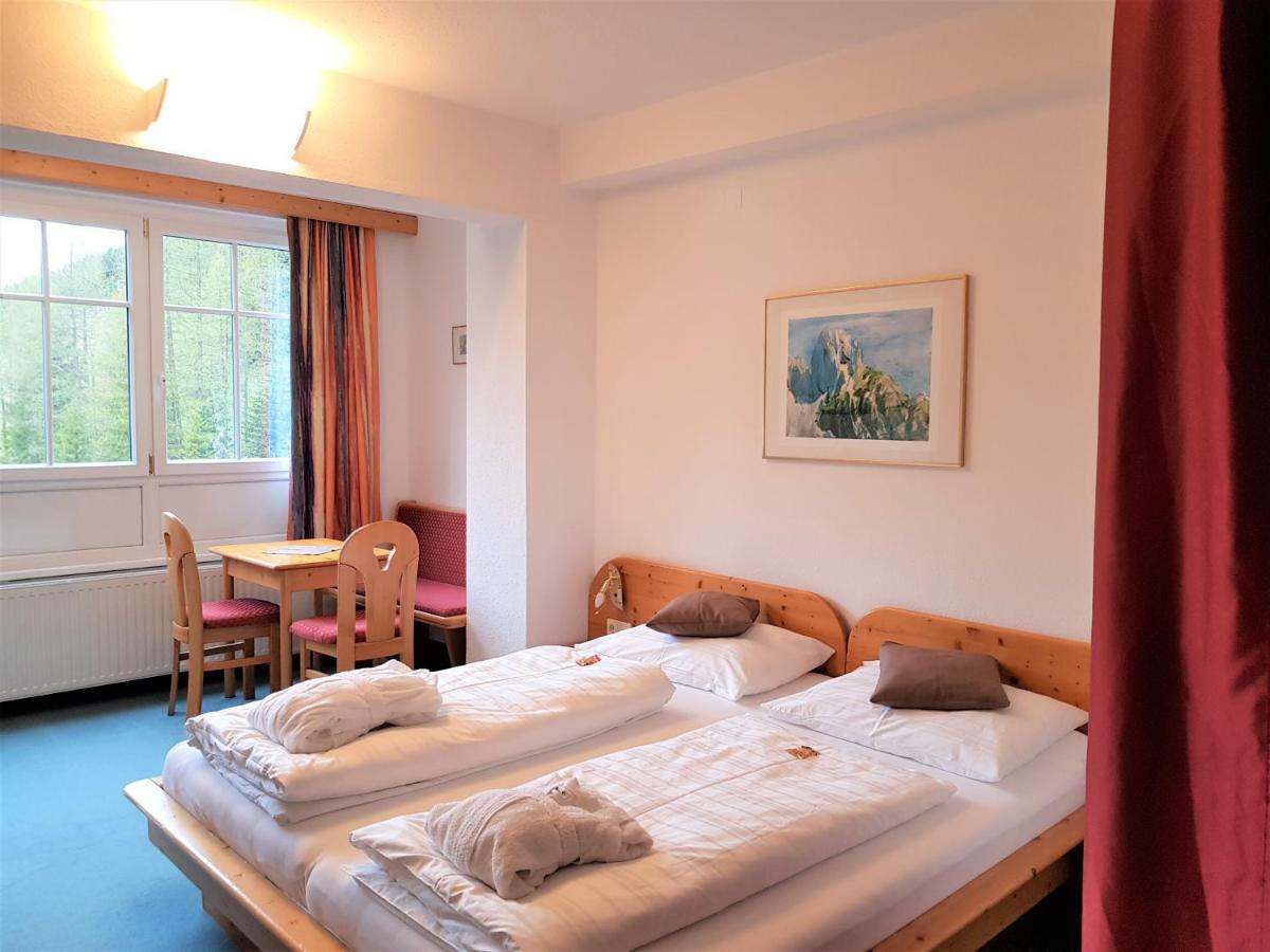Kinder- Und Familienhotel Nockalm Innerkrems Buitenkant foto