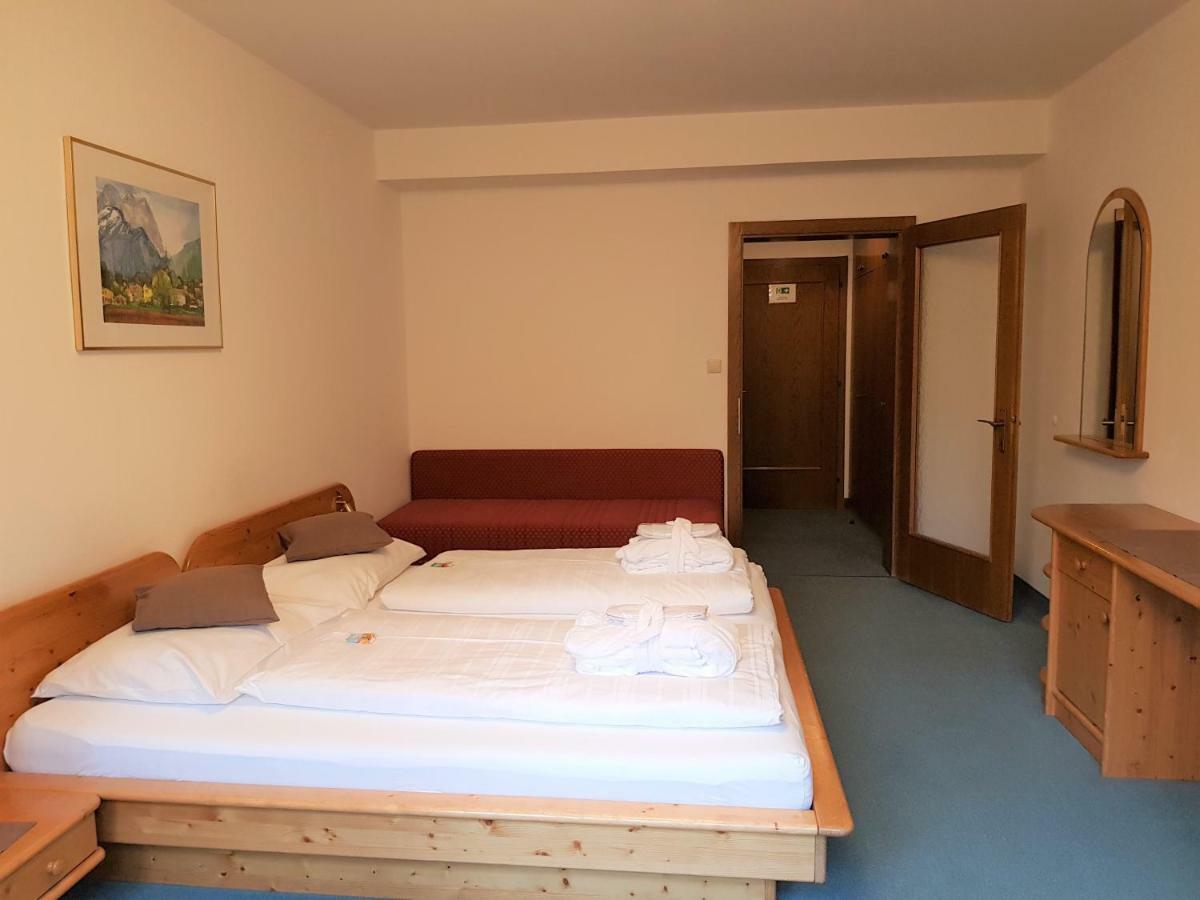 Kinder- Und Familienhotel Nockalm Innerkrems Buitenkant foto